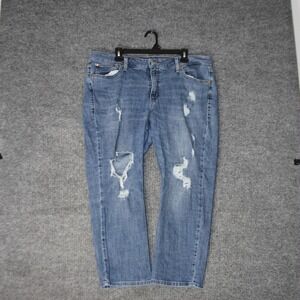 Levis Boyfriend Jeans Womens 20W Blue Distressed Mid Wash Denim